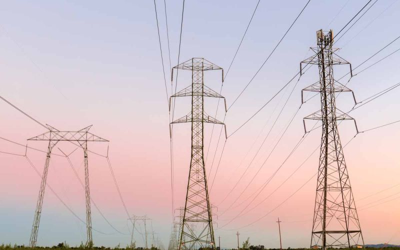 high voltage transmission electricity lines