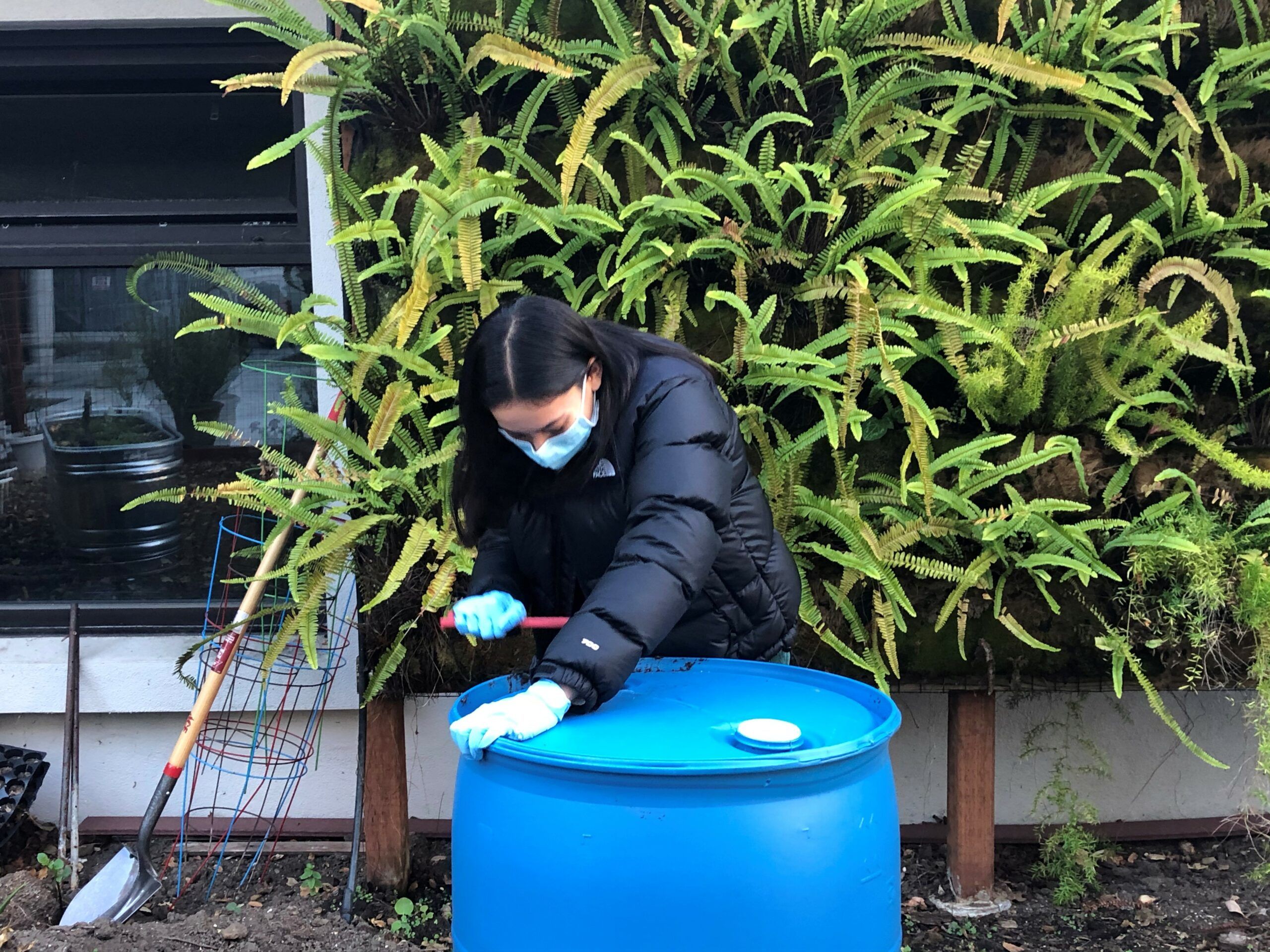 Rain barrel installation